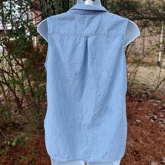 Vintage 90's Levi's Women's Sleeveless Button Up Blue Polka Dot Shirt Size Small - Picture 7 of 9